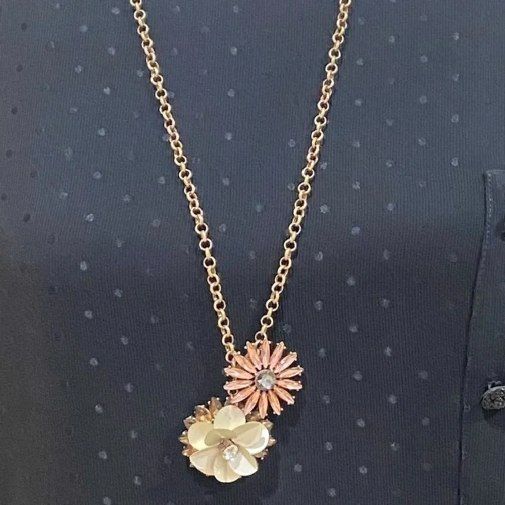 Ann Taylor antique gold chain long necklace double flower pendant blush crystal
